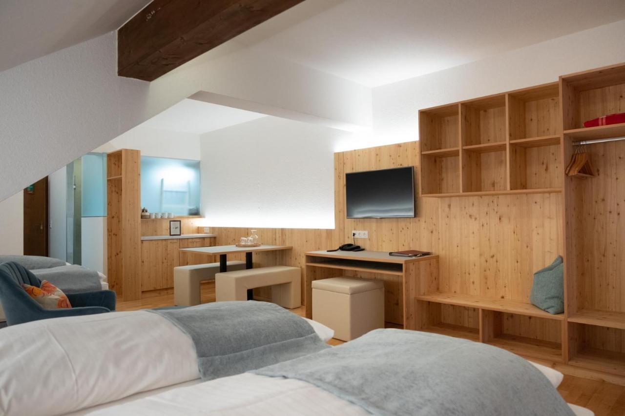 Santner, Hotel Eugendorf Eksteriør billede