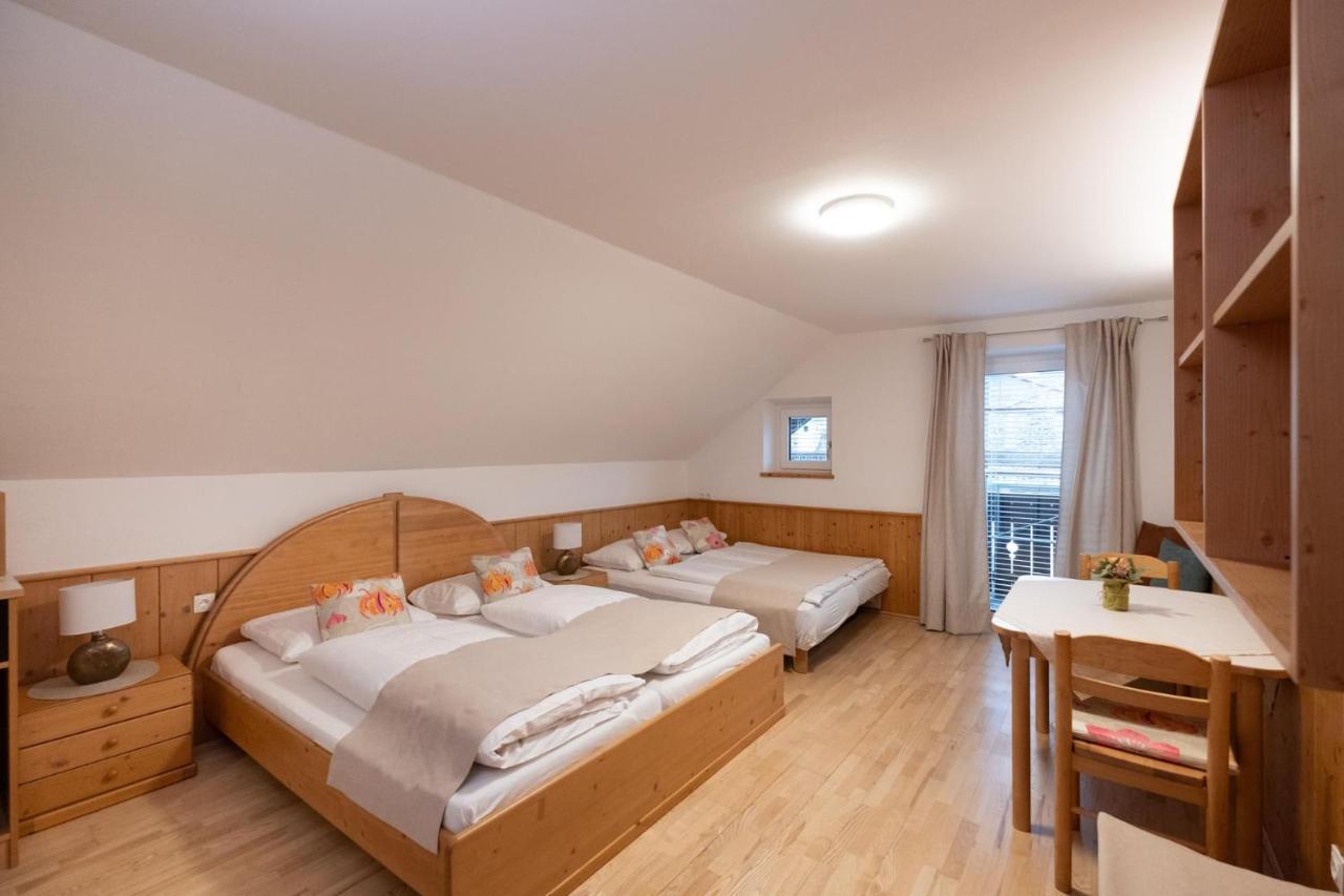 Santner, Hotel Eugendorf Eksteriør billede