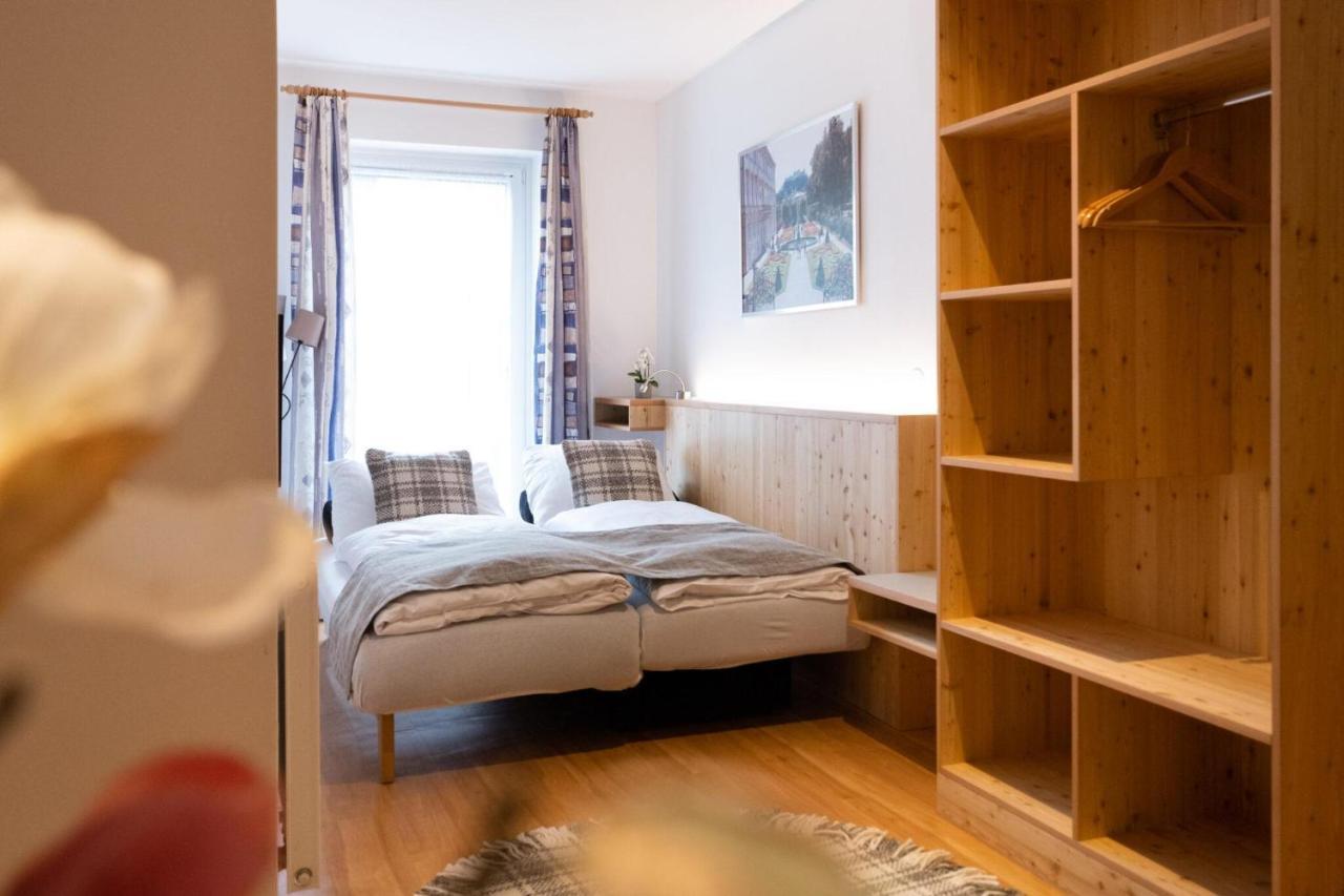 Santner, Hotel Eugendorf Eksteriør billede