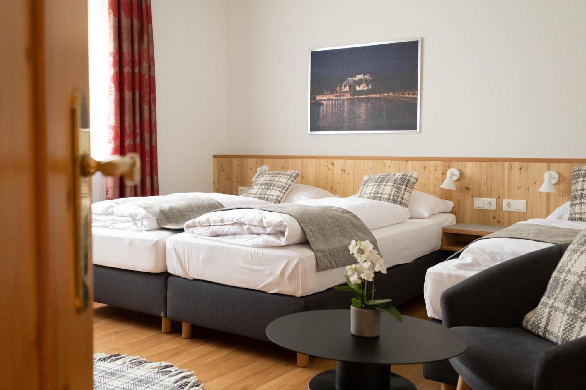Santner, Hotel Eugendorf Eksteriør billede